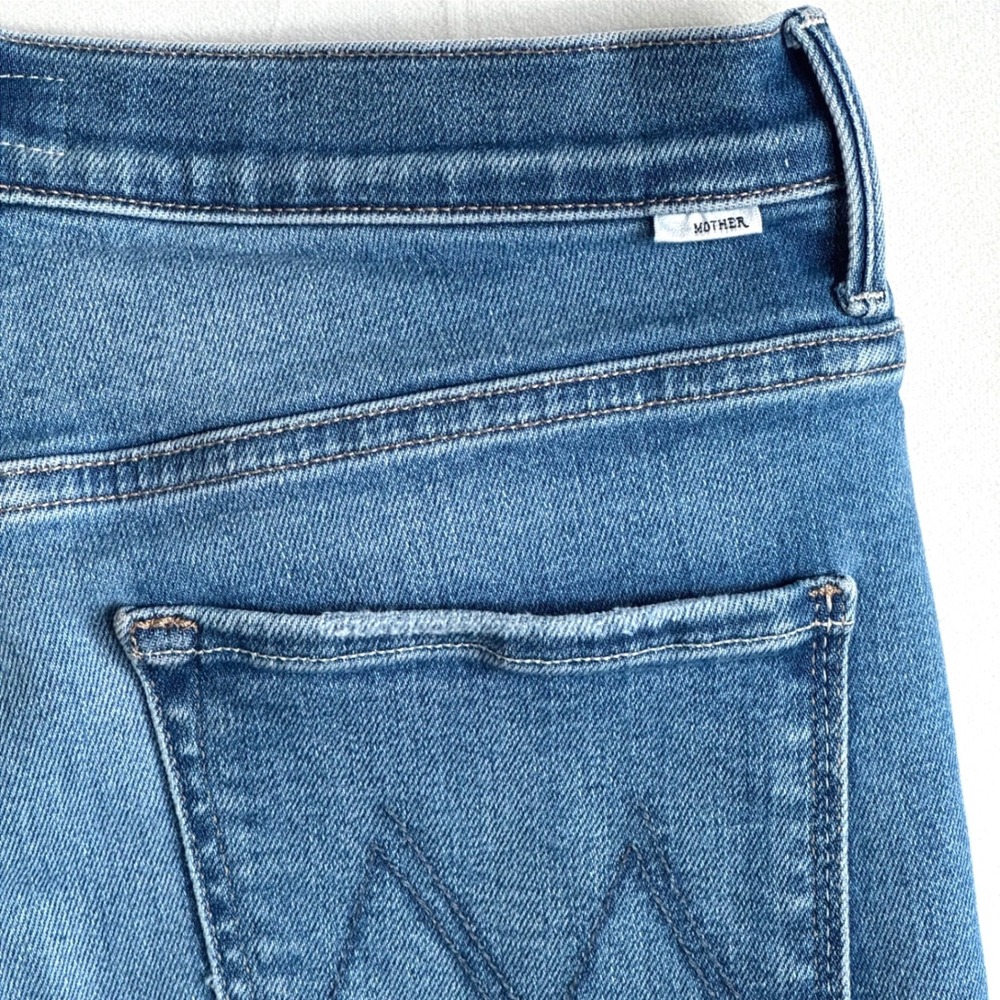 MOTHER The Weekender Jeans Layover Wash Blue Womens Size 30 - Picture 6 of 13